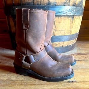 Womens Dingo Molly boot size 8